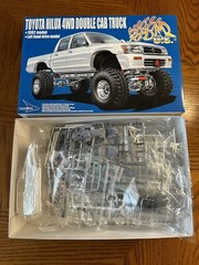 RARE Bluefin Toyota Hilux 4WD Double Cab Truck High Rider Model Kit NIOB #03513