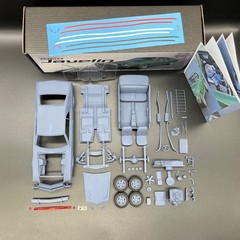 1/25 1968 AMC Javelin Premium Resin Model Kit w/ Engine, Decals & Clear Parts
