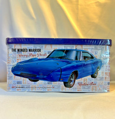 AMT DODGE 1969 Daytona Auto Art Series model kit NEW in FACTORY SEALED “TIN BOX”