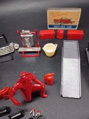 Vintage Model Car Auto Shop 1/24-1/25 Plastic Model Lot Tools Engines Lot Set