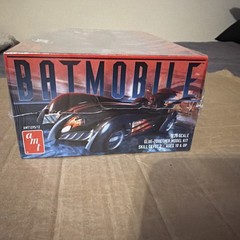 AMT Batman & Robin Movie Batmobile Plastic Model Car Vehicle Kit 1/25 DC Comics