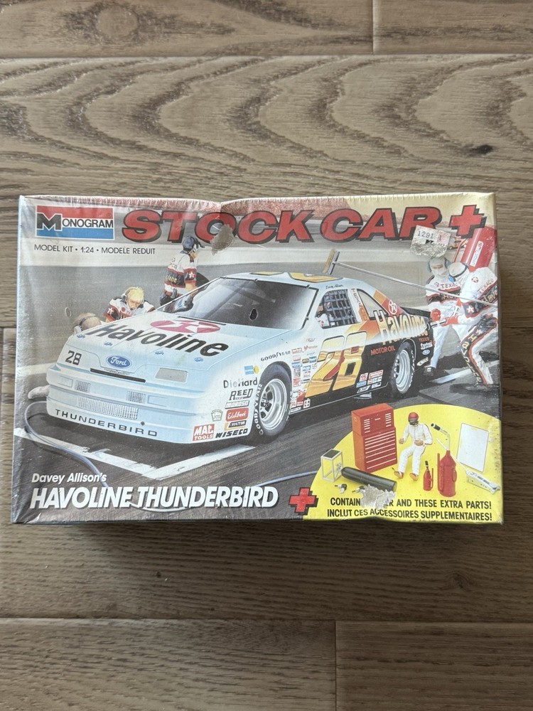 NIB MONOGRAM 1/24 SCALE DAVEY ALLISON’S HAVOLINE THUNDERBIRD PLASTIC KIT #2916