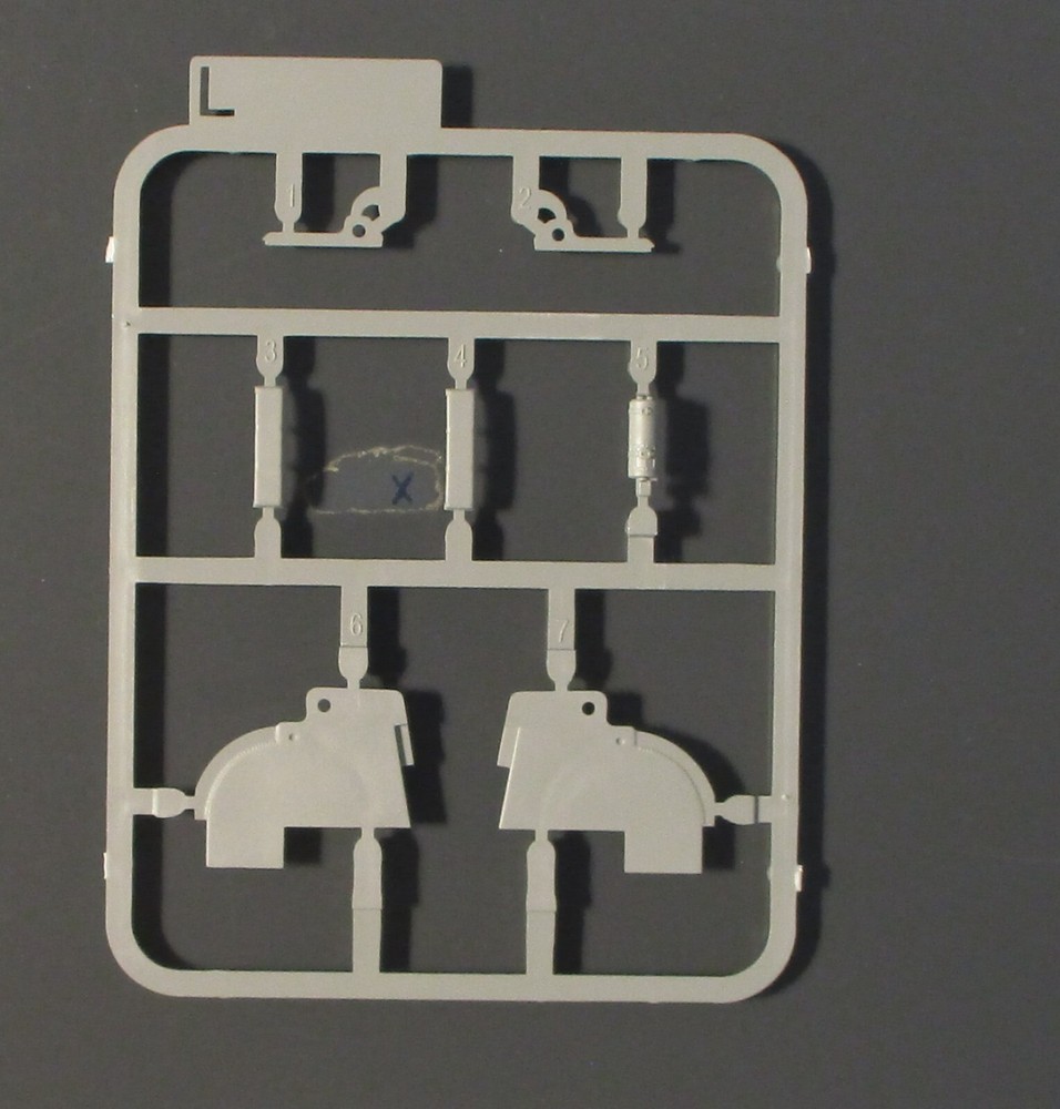 Takom 1/35th Scale Tiger I Early – Parts Tree L from Kit No. 2202
