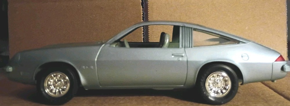 NEW IN THE BOX 1978 CHEVY MONZA PROMO MODEL IN LT BLUE 1:24