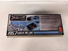 AMT 1957 Chevy Bel Air Model Car Scale 1:25 – No Instructions