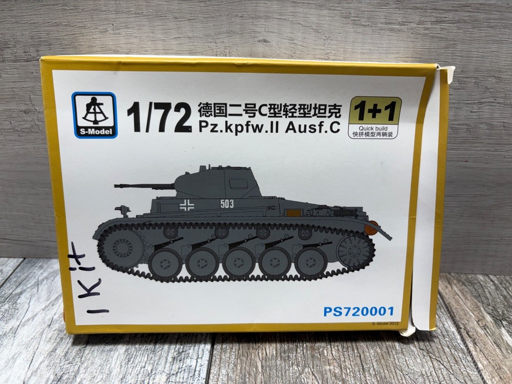 S-Model 1/72 720001 WWII German Pz.Kpfw.II Ausf.C vintage military tank model