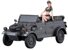 Hasegawa 1/24 Pkw.K1 Kubelwagen Type 82 w/Blonde Girls Figure Plastic Model SP45