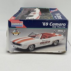 1969 Chevrolet Camaro Indy Pace Car 1:25 Scale Model Kit Monogram