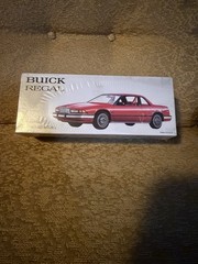 Buick Regal 1:24 Scale Pre-Built Model Car Red Transportation Theme 2 LOT