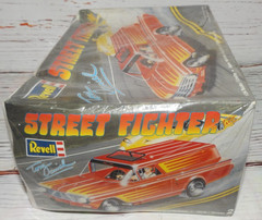 Revell Tom Daniel Street Fighter Two #85-2597 Model Kit Sealed lv2 Crushed box