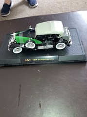 Signature Models 1934 Duesenberg 1/32 Diecast In display case