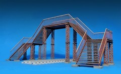 Miniart 35522 1/35 Pedestrian Bridge