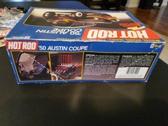 REVELL HOT ROD MAGAZINE – ’50 AUSTIN COUPE DRAG GASSER Model Kit – 1/25 Scale