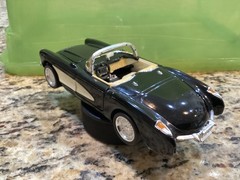 Sunnyside – 1:24 Scale – 1957 Chevrolet Corvette FI Convertible DieCast #SS 7708