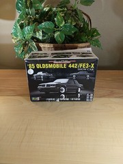Olds 1985 Oldsmobile 442/FE3-X Show Car 1:25 scale Revell Model, Open Box Complt