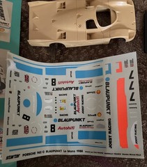 Starter Porsche 962 C Blaupunkt # 7 &8 Le Mans 1988 Resin Car Kit 1:43 France