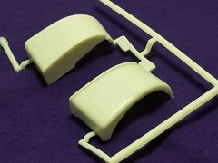 Diamond REO Truck Tractor FRONT FENDERS for 1:25 AMT Model Kit