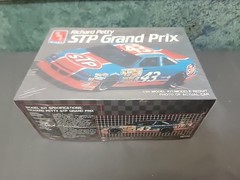 1990 Amt Ertl 43 Richard Petty STP Grand Prix Pontiac 1:25 Model Kit 6728 SEALED