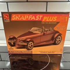 AMT Plymouth Prowler Snapfast Plus 1:25 Plastic Model Kit Skill 1 8284