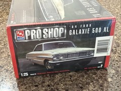 AMT PRO SHOP 1964 FORD GALAXIE 500 XL FACTORY SEALED KIT! CIRCA 1999! VMCP!