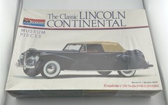 Monogram Lincoln Continental 1/24 8206-0350 Model Kit NIB Sealed