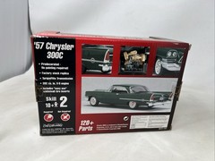 AMT CustomShop ’57 Chrysler 300C Model Kit 30247 1/25 Scale New Sealed