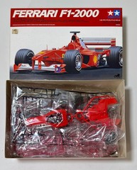 TAMIYA 20049 1/20 Scale FERRARI F1-2000 (FULL-VIEW)