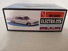 Model Kit 1962 Buick Electra 225 2n1 Customizing Kit AMT Trophy Series 1:25
