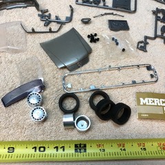 VINTAGE 1990 TAMIYA MERCEDES-BENZ 500 SL PLASTIC MODEL KIT 1:24 SCALE – JAPAN