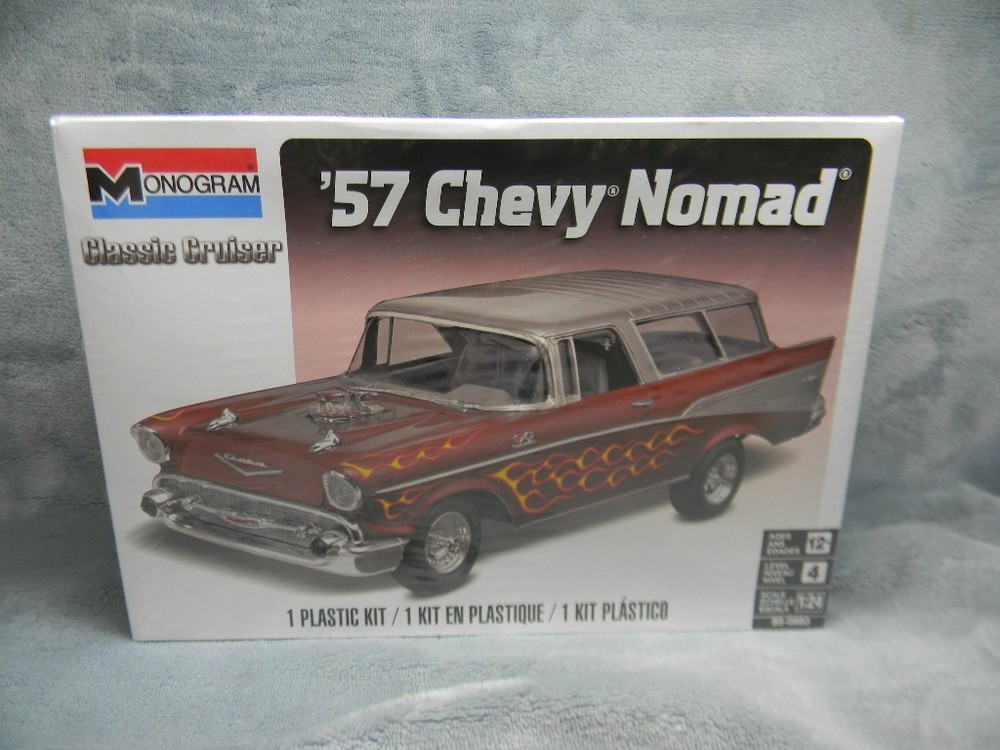 1/24 SCALE MONOGRAM 1957 CHEVY NOMAD WAGON WHITE MODEL KIT #85-0883-SEALED!