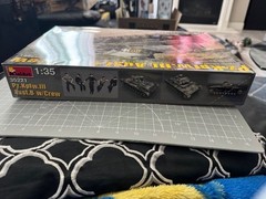 Miniart 1/35 Pz.Kpfw.III Ausf.B w/Crew #35221 Plastic Model Kit Open Box!