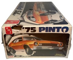 AMT Vintage ’75 Ford Pinto Model Kit T454 1:25 Scale, Sealed (B255)
