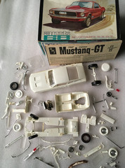 Vtg AMT 68 Ford Mustang GT 1/25 Model Car Kit Customizing 6168-200 Partial Built