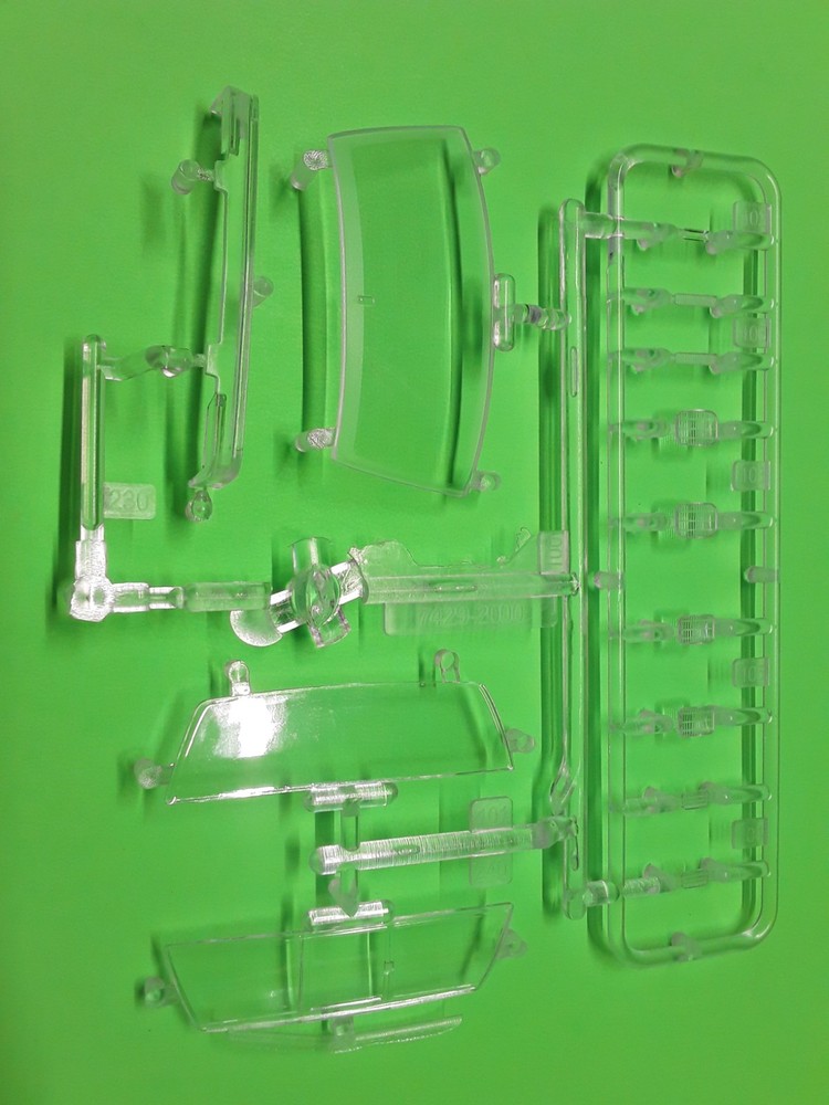 Windshield Glass 91 1991 Chevy S-10 Pickup Truck 1/25 Clear Parts Marker Lights