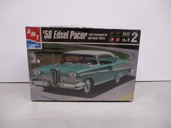 AMT 1958 Edsel Pacer 1/25