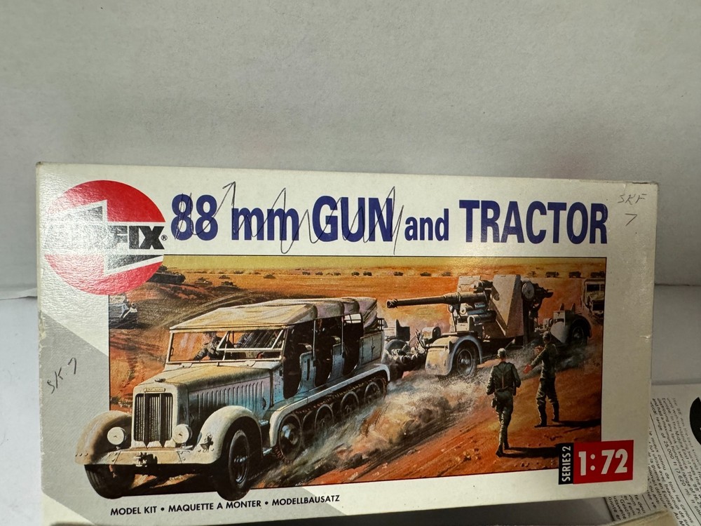 AIRFIX 4OZ 1/72 MODEL KIT WRITTEN SKF7 88 MM & TRACTOR