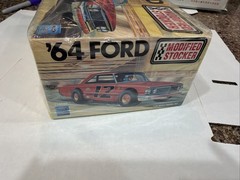 AMT 1964 FORD MODIFIED STOCKER SEALED INSIDE KIT! CIRCA 2007! VMCP!