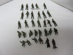 Roco Minitanks DBGM #154 US Army Infantry Sitting Marching Drivers Sets U Pick