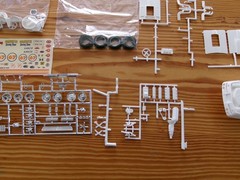 RARE & VINTAGE AMT 1967 CORVETTE STING RAY KIT 6927-170