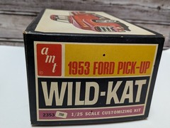 AMT 1953 Ford Pick Up Truck Wild Kat Model Kit