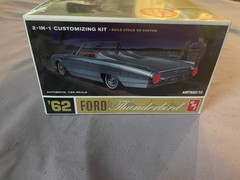 AMT 1/25 ’62 Ford Thunderbird AMT682, NIB, 2-in-1 Customization Kit