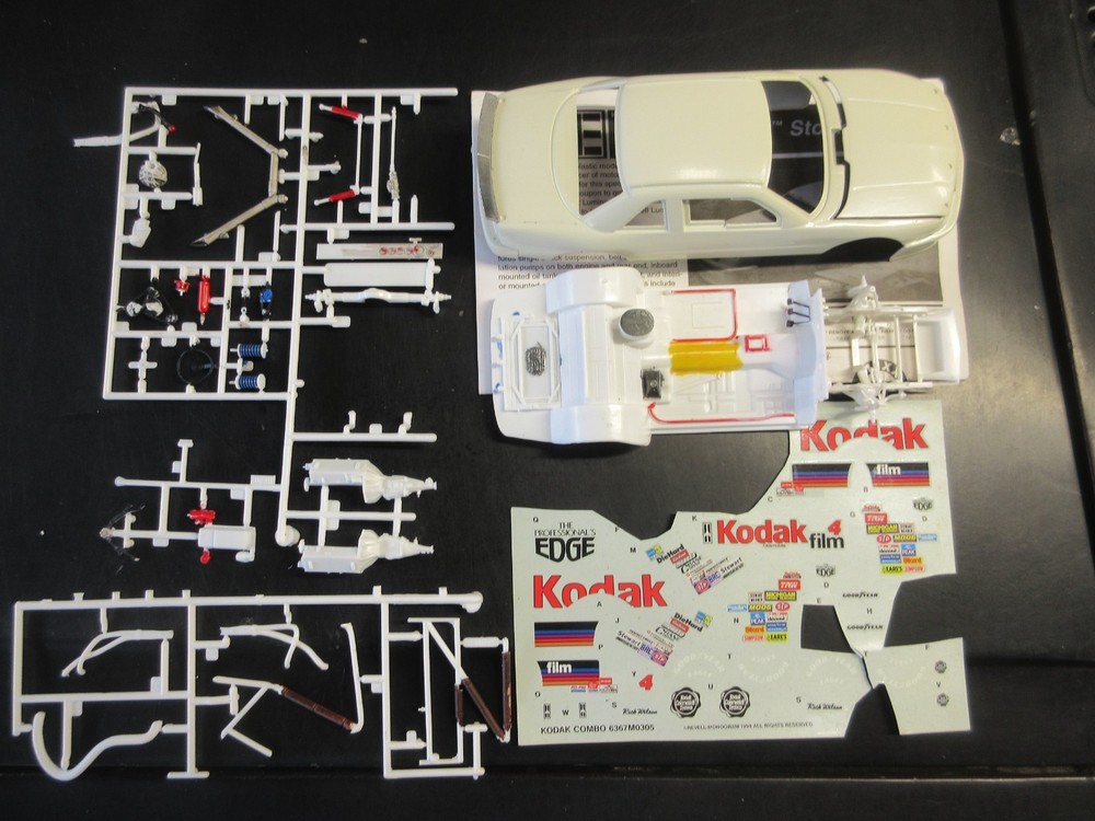 REVELL 1/24 CHEVY LUMINA STOCK CAR bagged model car kit LOT#28