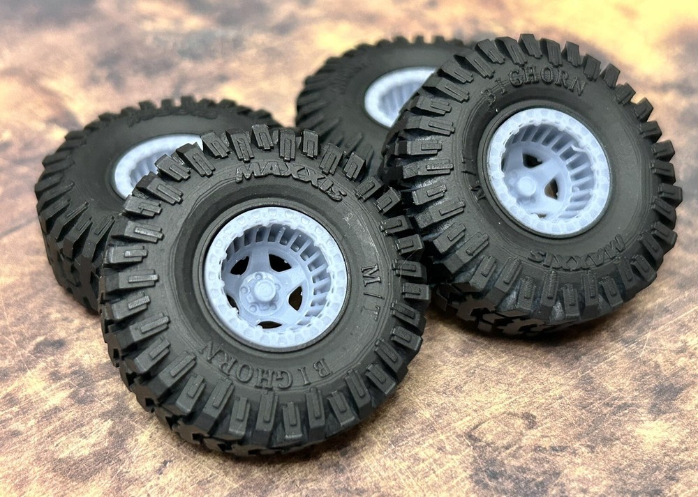 1/24 Scale: 15-Inch “Aftershock” Wheels W/ Huge 35-inch Mud Tires. Resin