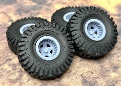 1/24 Scale: 15-Inch “Aftershock” Wheels W/ Huge 35-inch Mud Tires. Resin