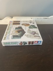 Tamiya 1/35 scale model kit 35026, German Jerry Can Set NEW