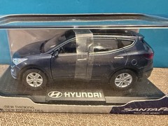 Hyundai ix35 1:38 Pullback Mini Car Diecast Model Santa Fe 1/38 Toy F/S