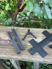 1/24 Two Post Automotive Lift Kit 1:24 Scale Garage Diorama Mechanic Tool Parts