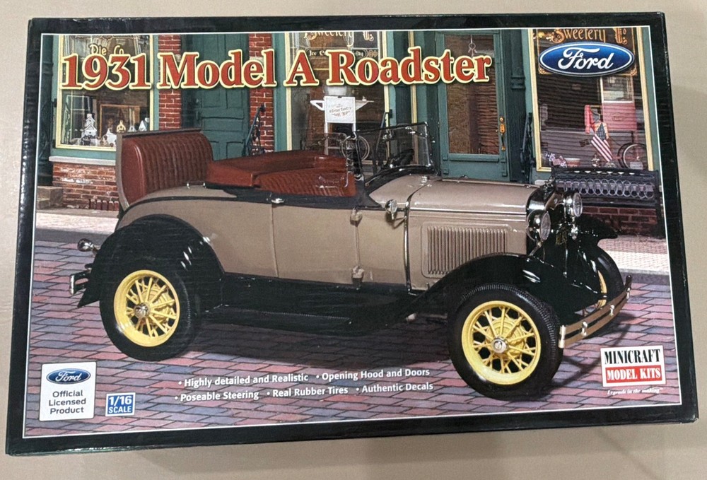 RARE Minicraft 1931 Ford Model A Roadster 1:16 Plastic Unassembled Kit 11236