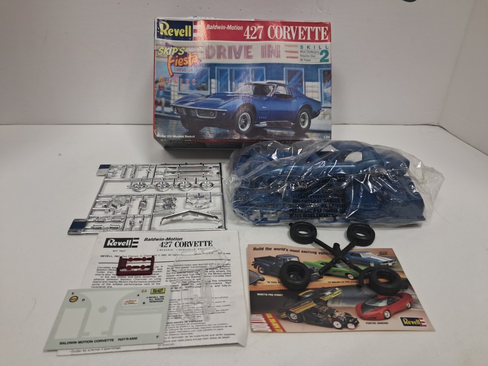 Revell 1/25 – BALDWIN MOTION 427 CORVETTE – Model Kit – 7427 – New In Box – 1991