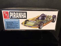 AMT 1122/12 PIRANHA DRAG CAR MODEL KIT-NIB-1/25 SCALE